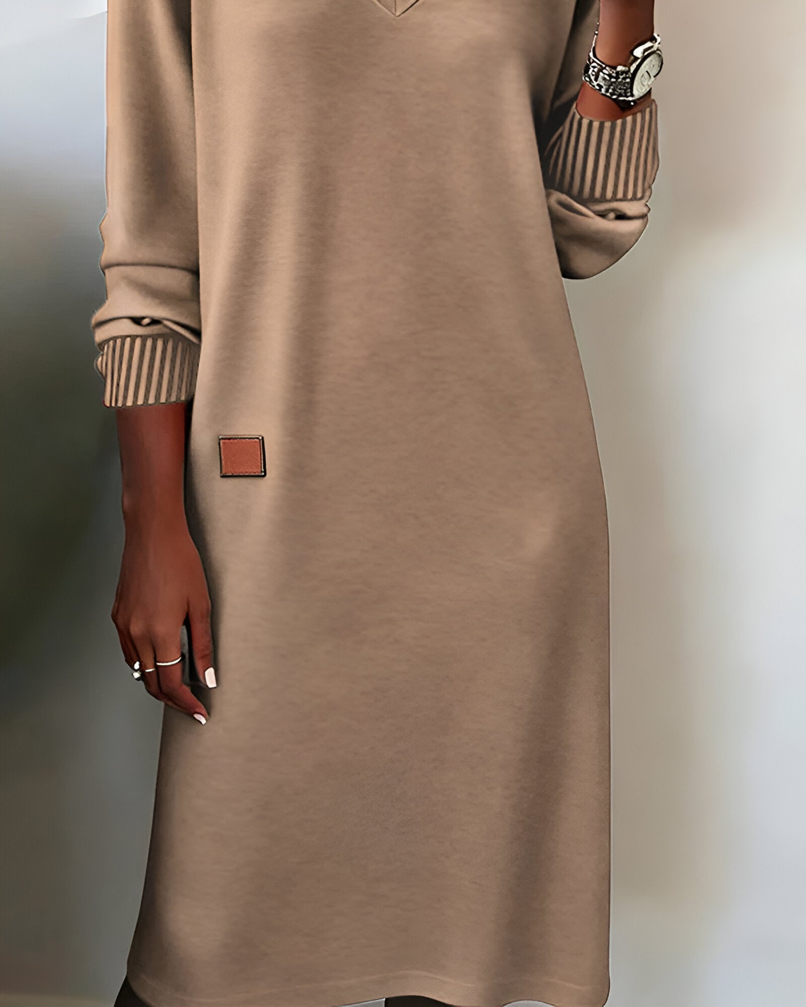 Lennon Mara™ | Flow Midi Dress